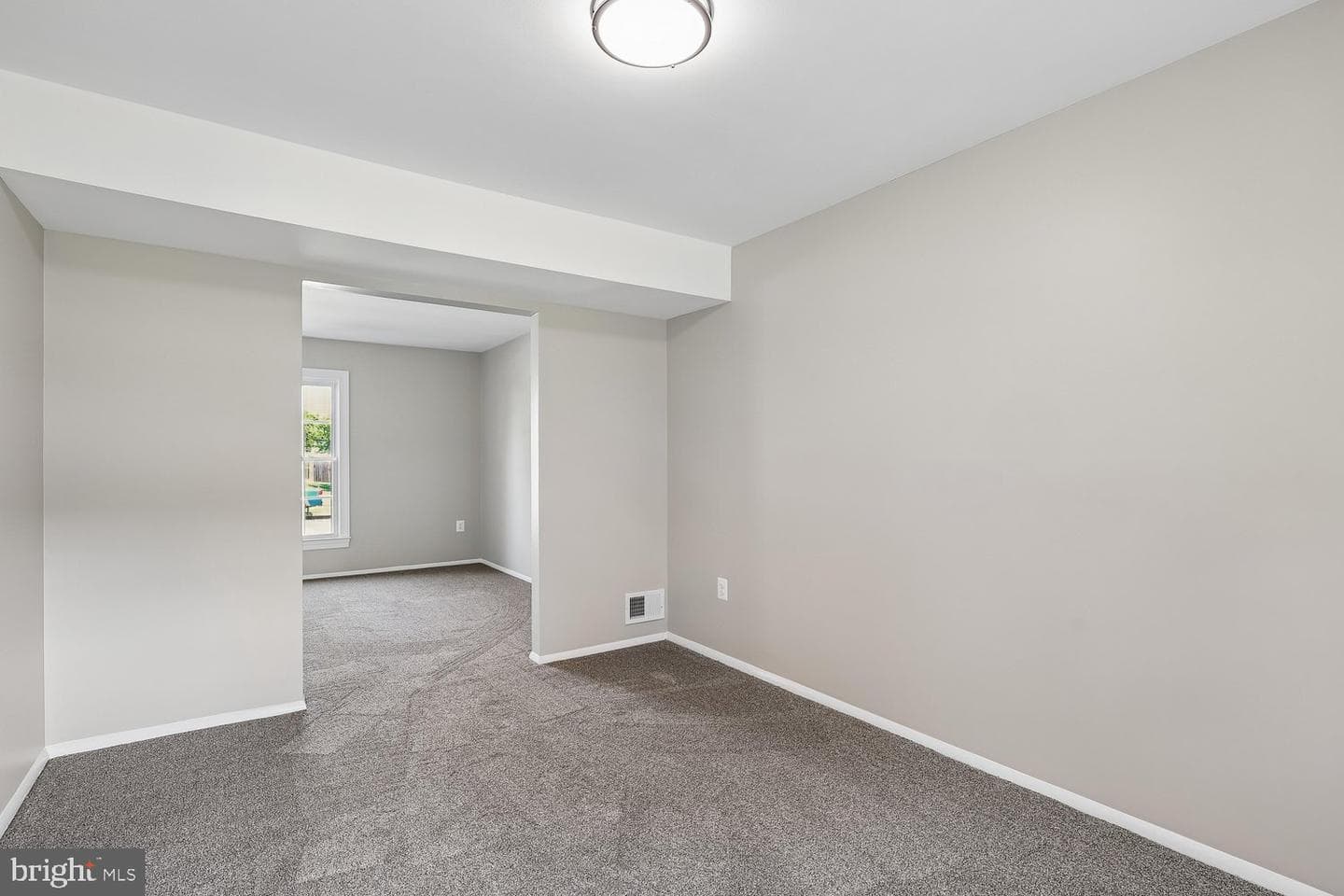 2423 Flowering Tree Lane photo 8