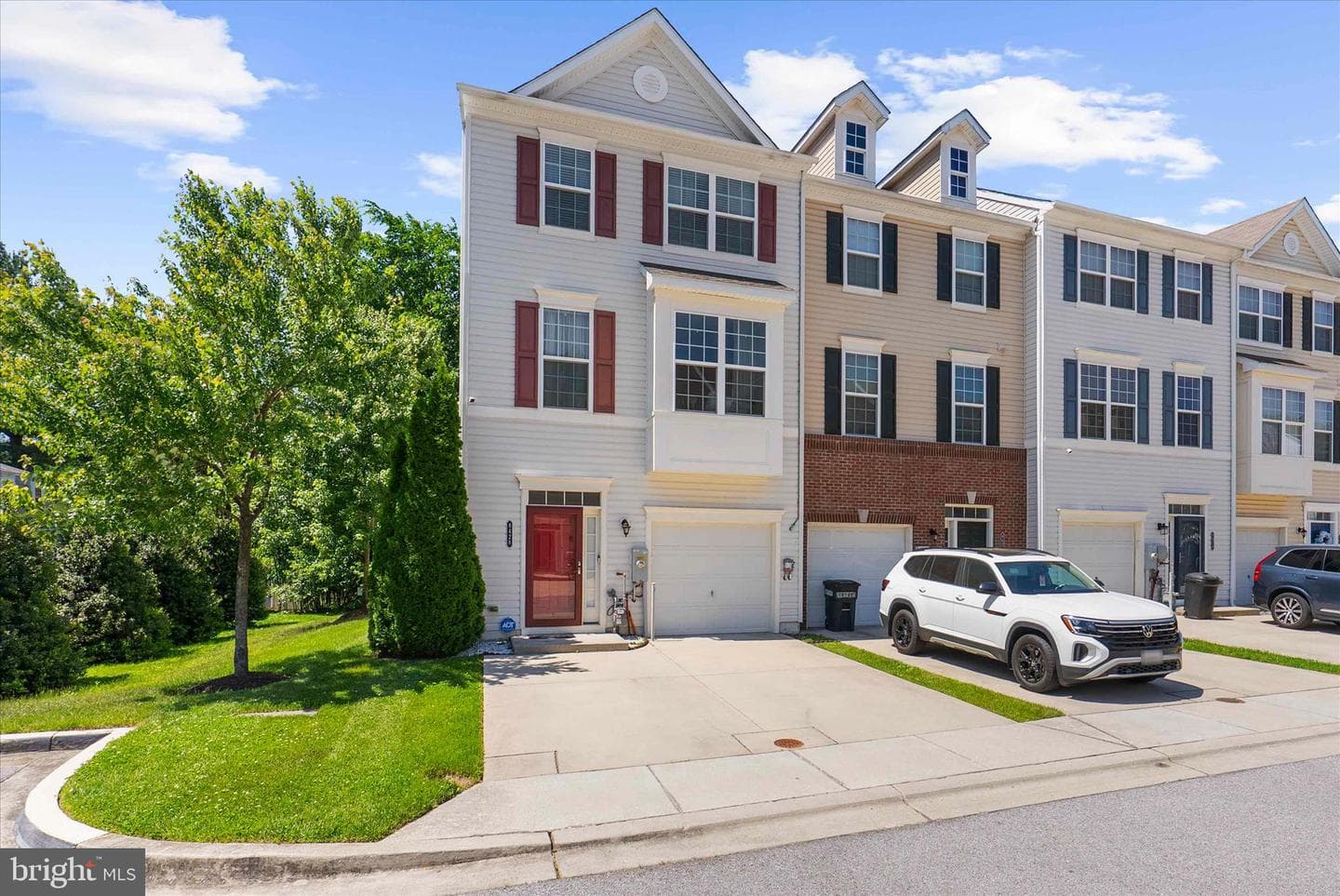 8428 Meadowlark Lane photo 3