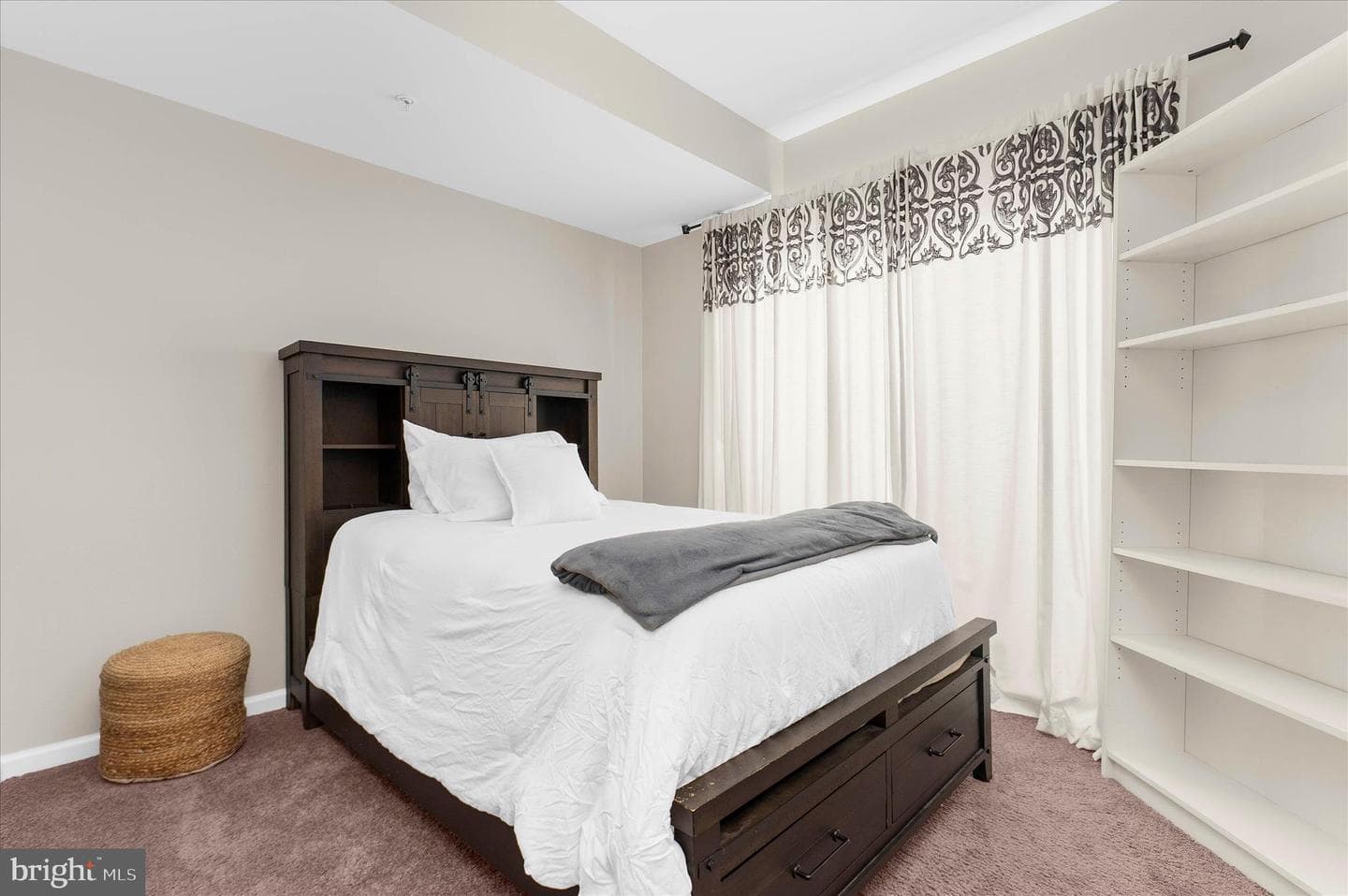 8428 Meadowlark Lane photo 9