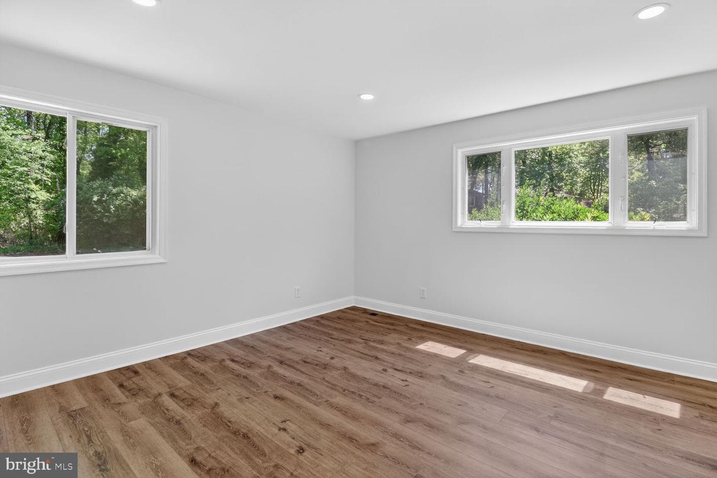 420 Edgemere Drive photo 15