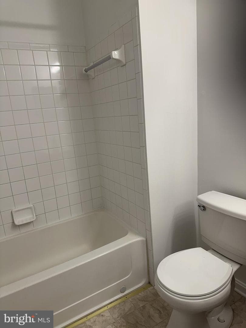 650 Sprite Way photo 14