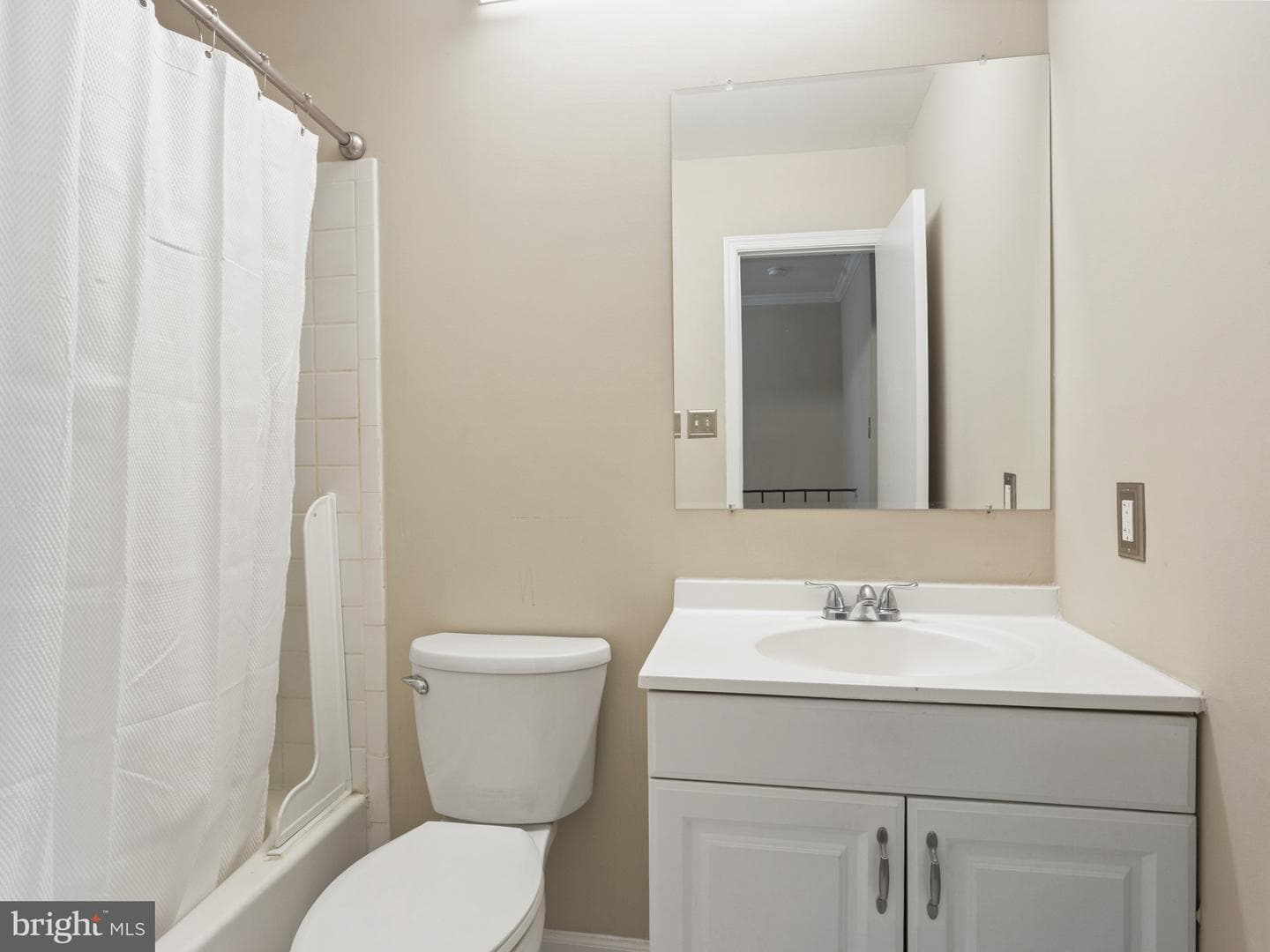 1488 Orleans Court photo 16