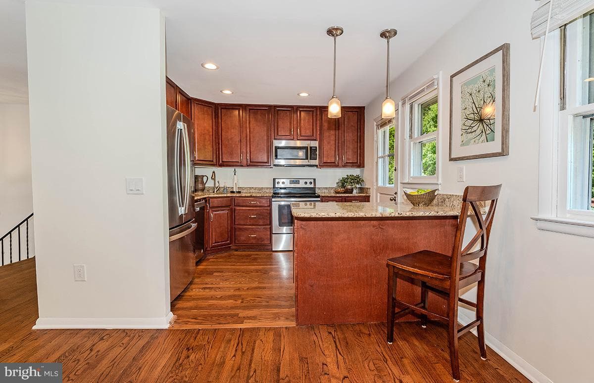 149 Northway photo 12
