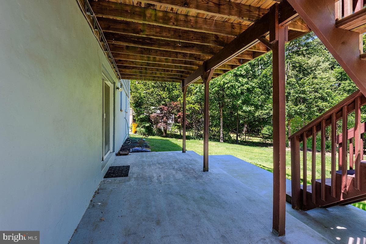 149 Northway photo 38