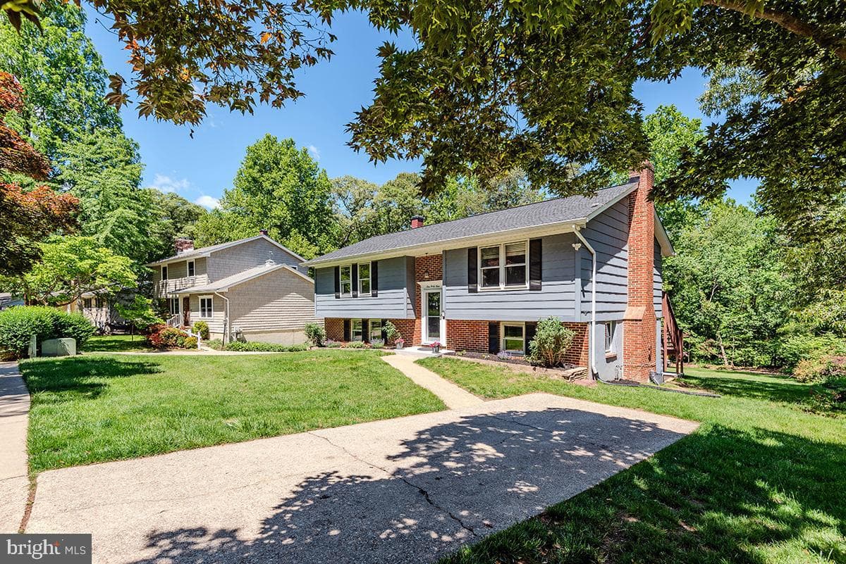 149 Northway photo 4