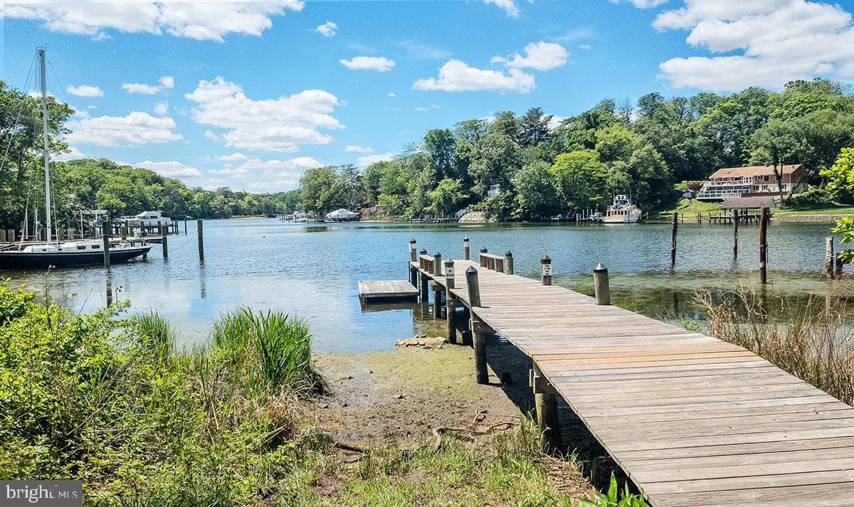 149 Northway photo 47