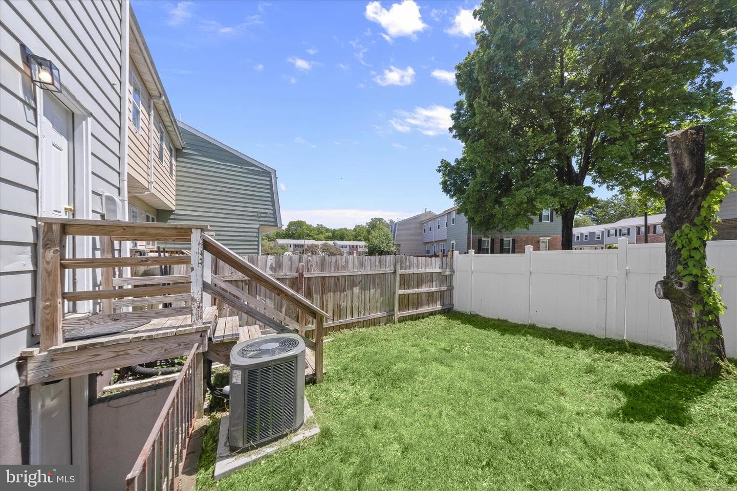 8219 Tomlinson Court photo 34