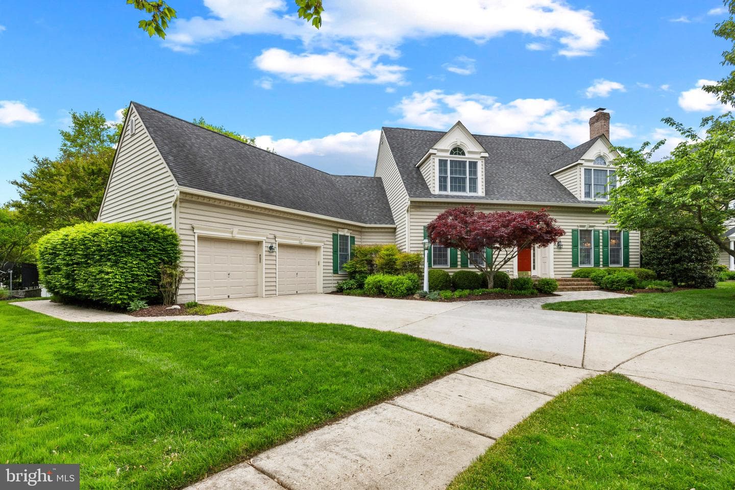 1604 Trawler Lane photo 1