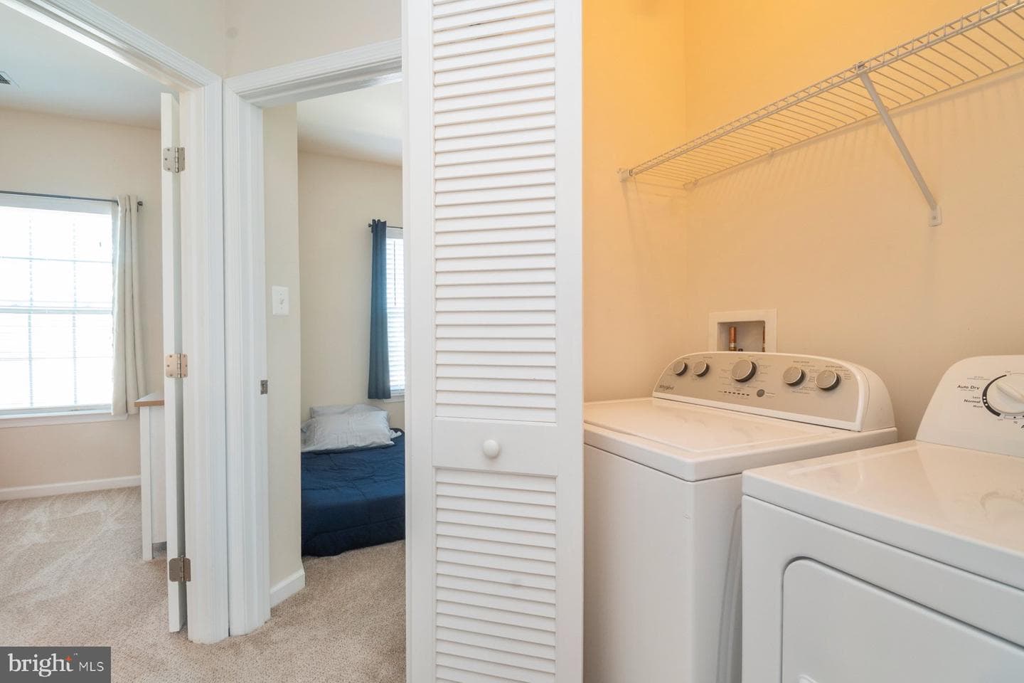 7676 Timbercross Lane photo 18
