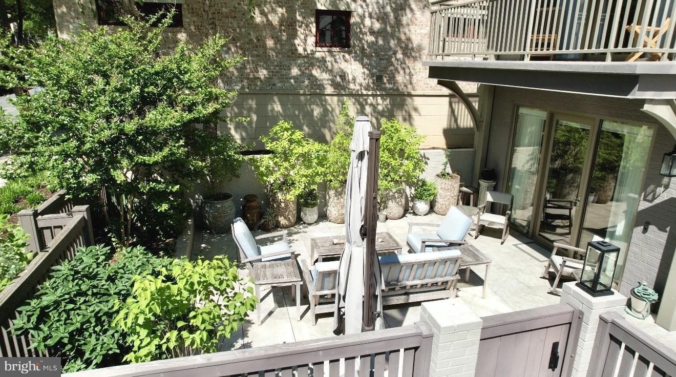 51 Franklin Street photo 34