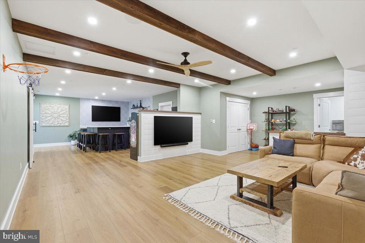 402 Ruysch Lane photo 49