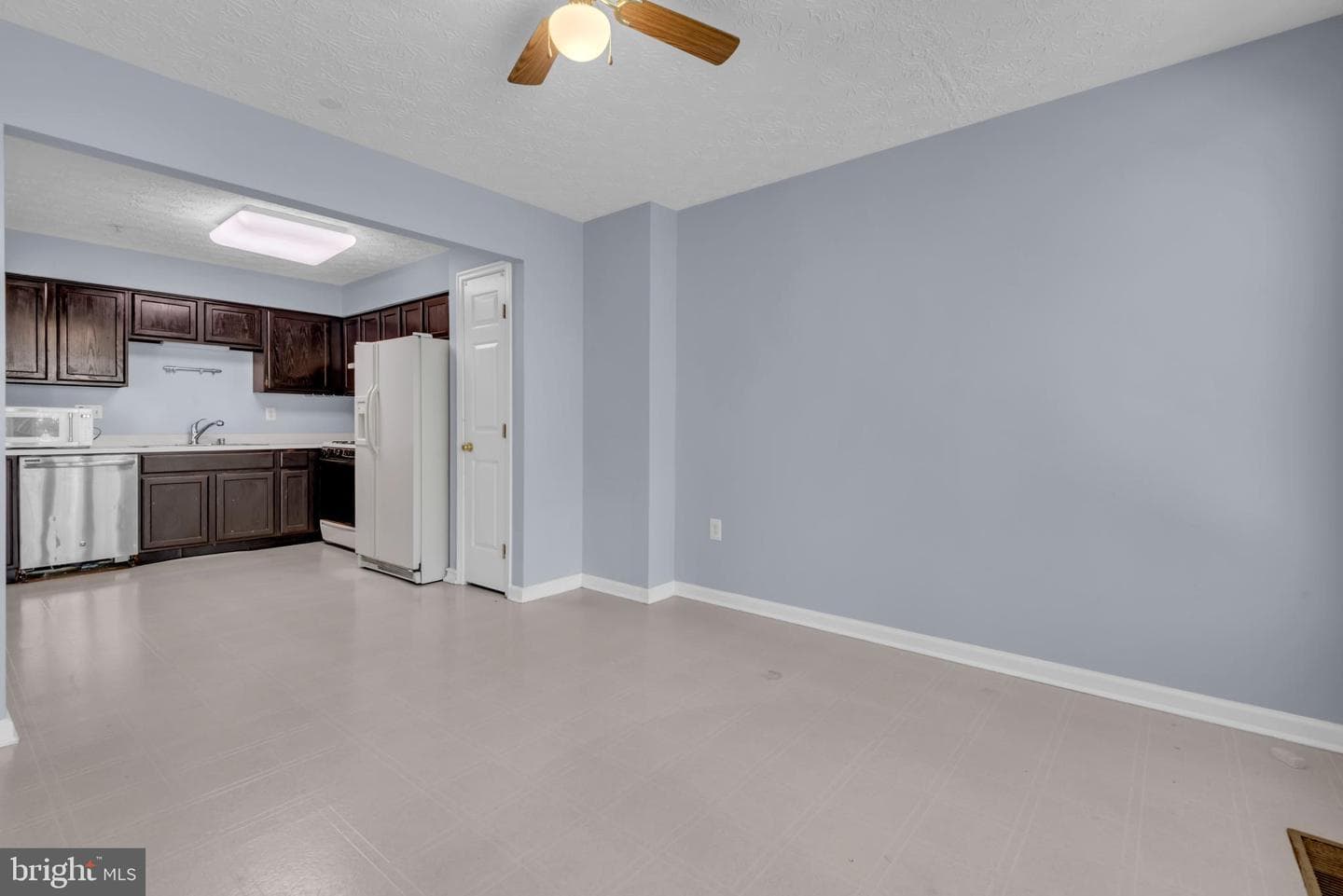 1722 Barnwood Court photo 15
