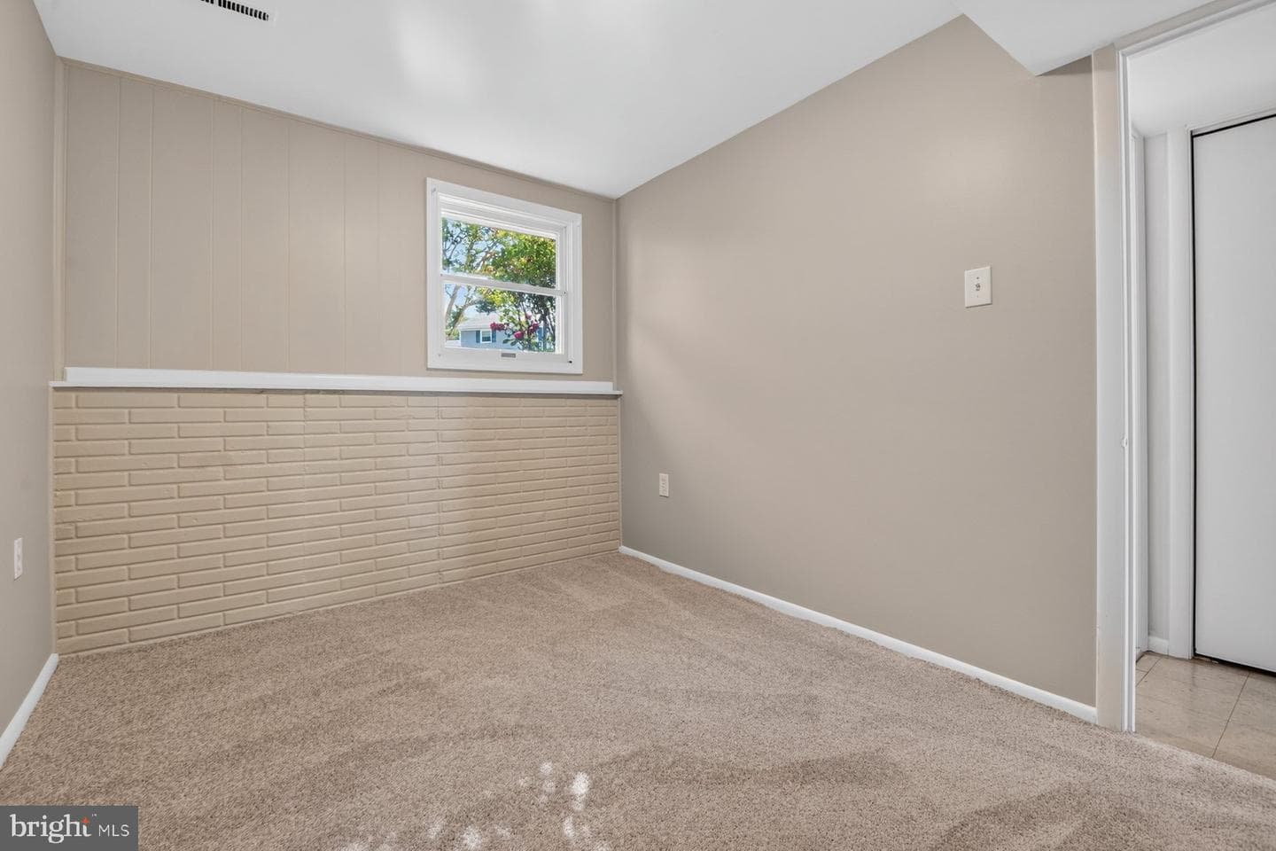 336 Regina Court photo 35