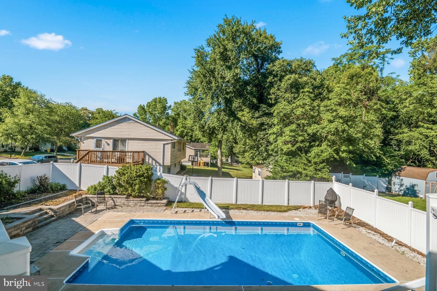 336 Regina Court photo 40