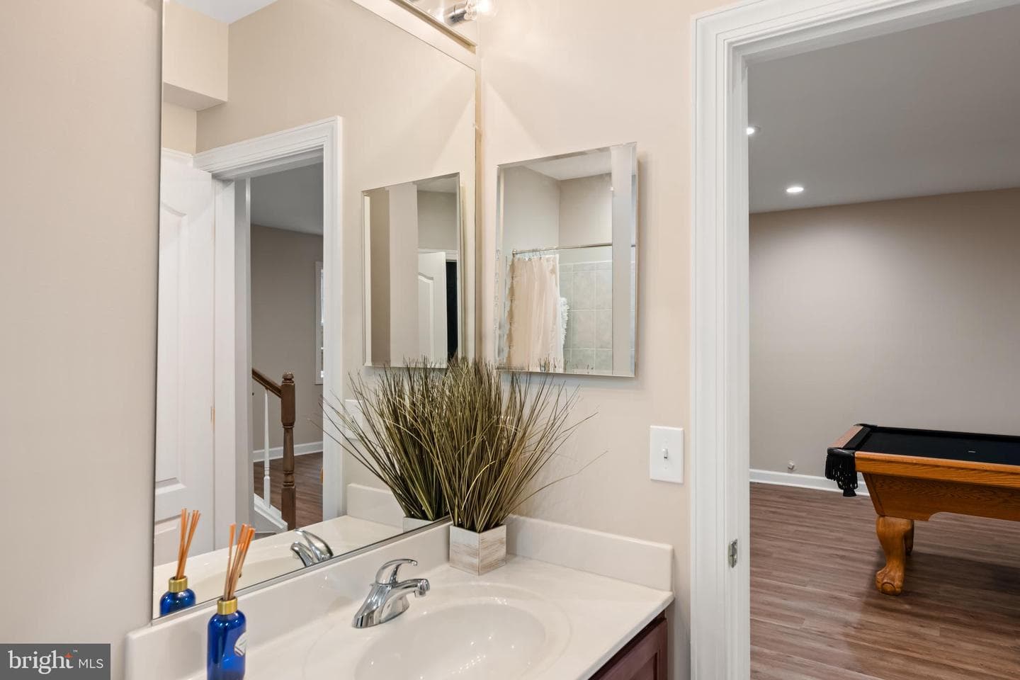 730 Crisfield Way photo 20