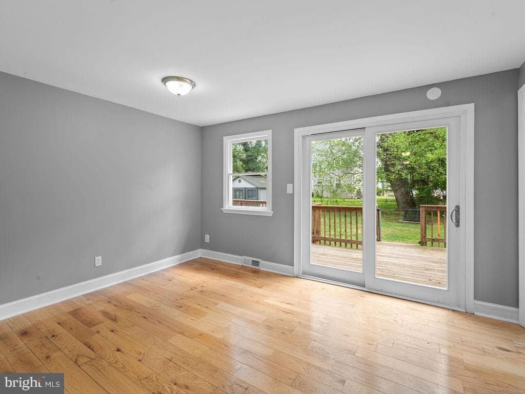 273 Magothy Boulevard photo 28