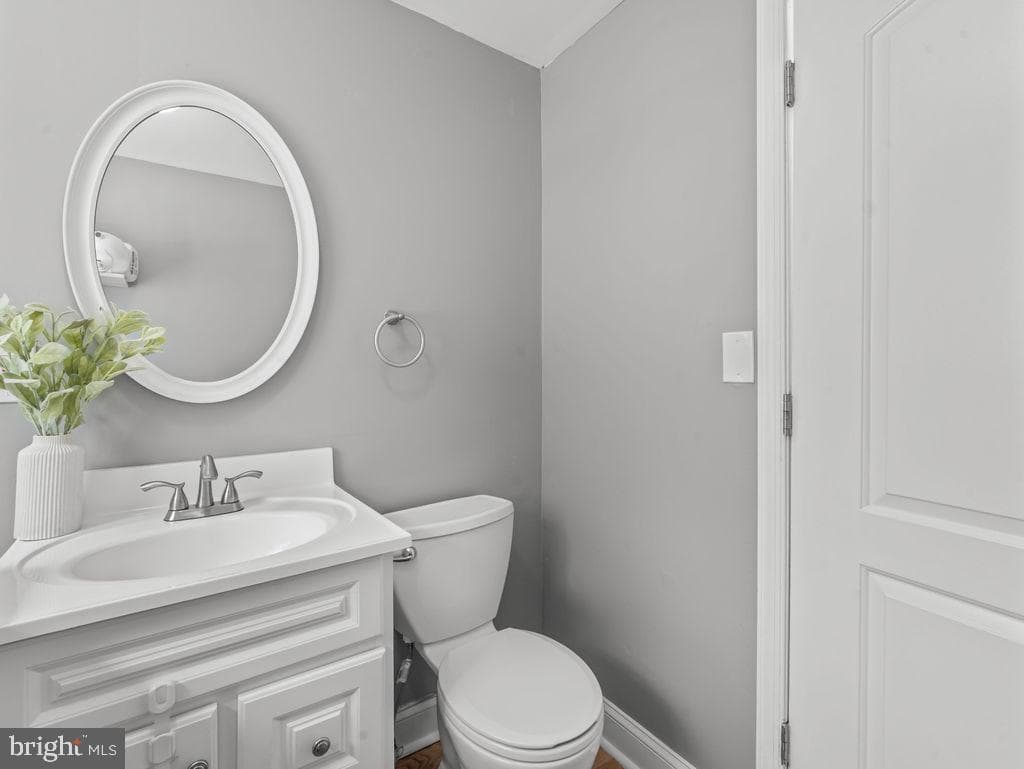 273 Magothy Boulevard photo 5