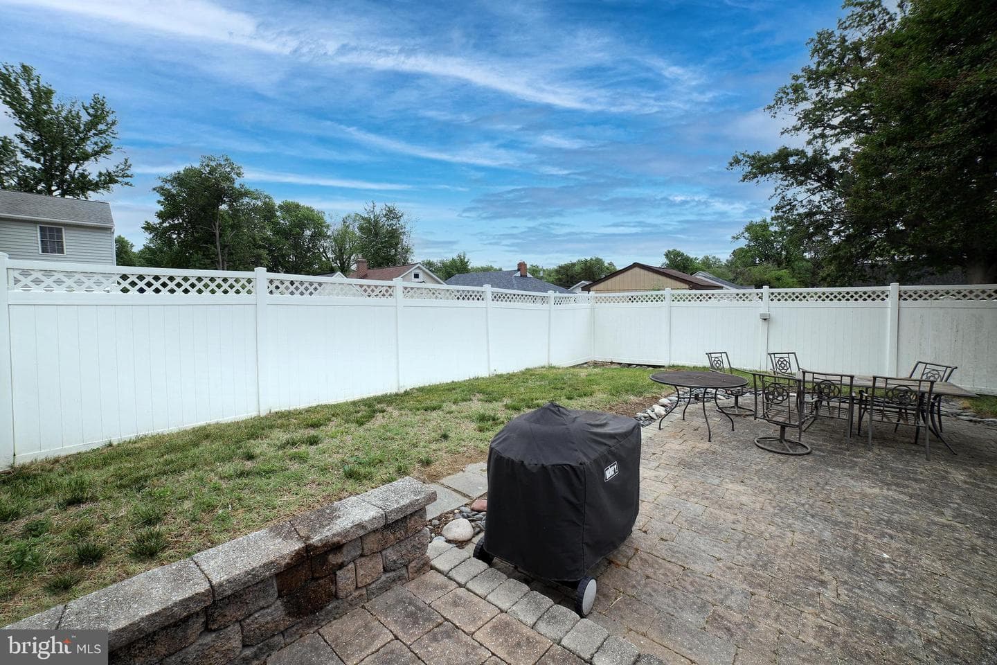 833 Selby Boulevard photo 53
