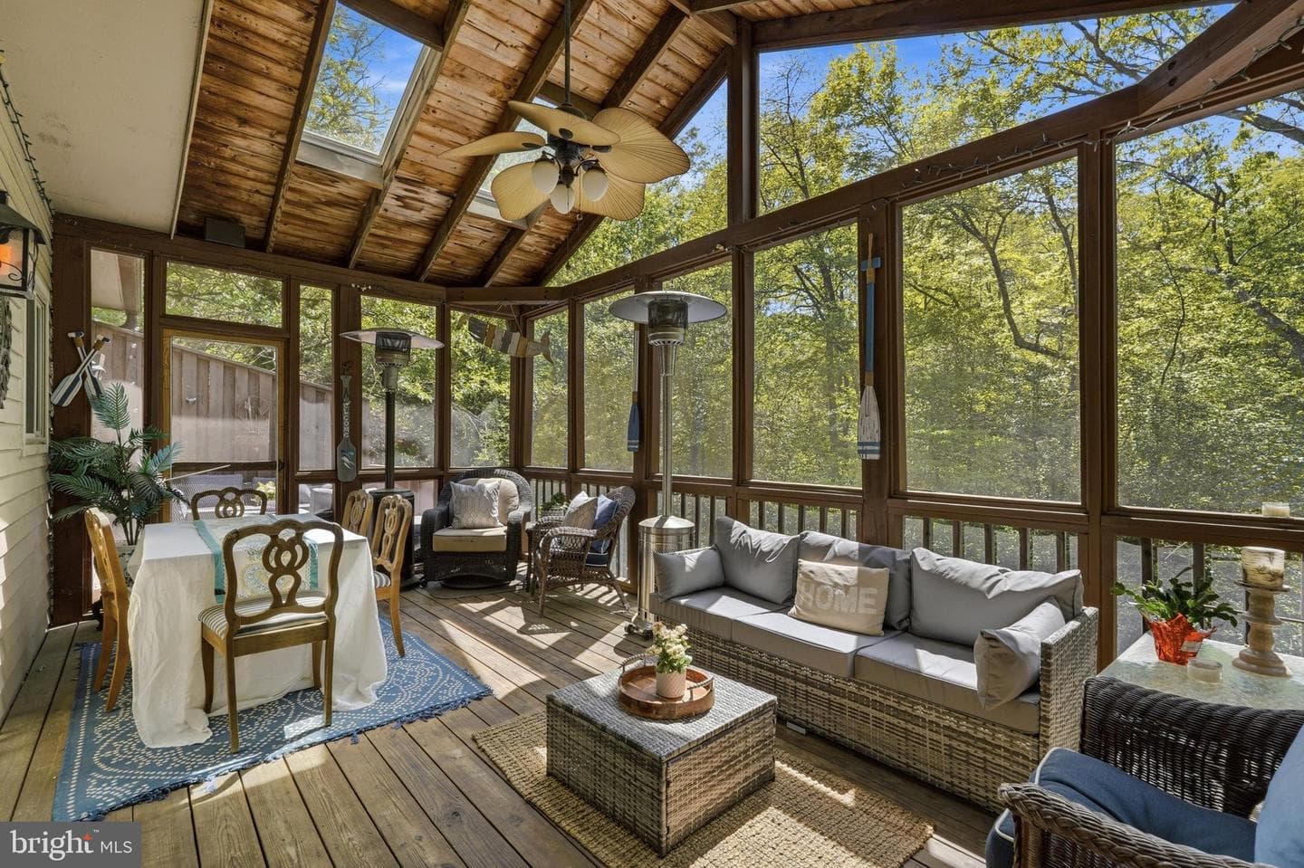 279 Capote Court W photo 21