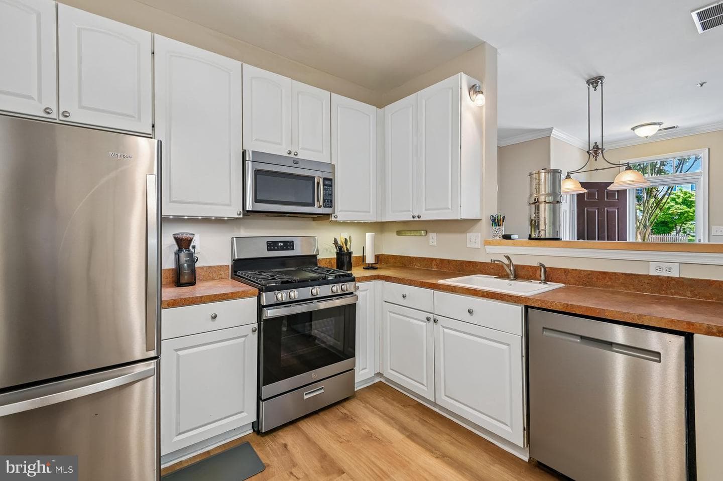 8733 Orchard Green Court photo 13