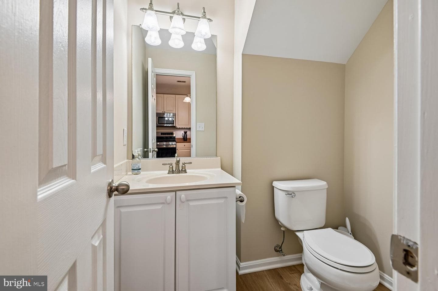 8733 Orchard Green Court photo 17