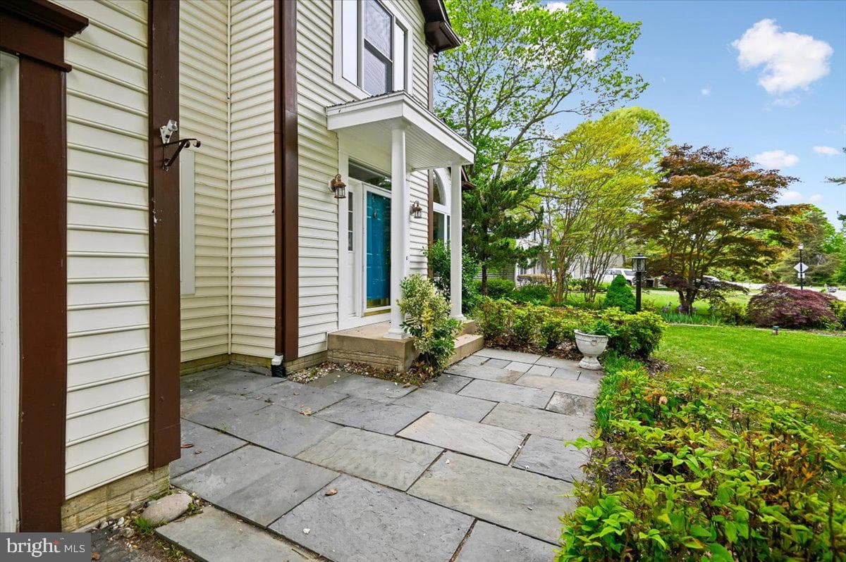 1430 Bay Head Road photo 73