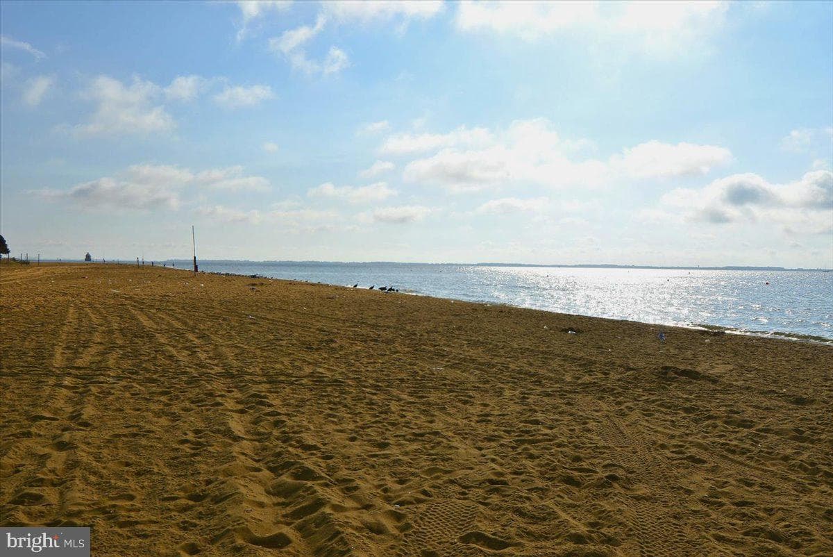 1430 Bay Head Road photo 90