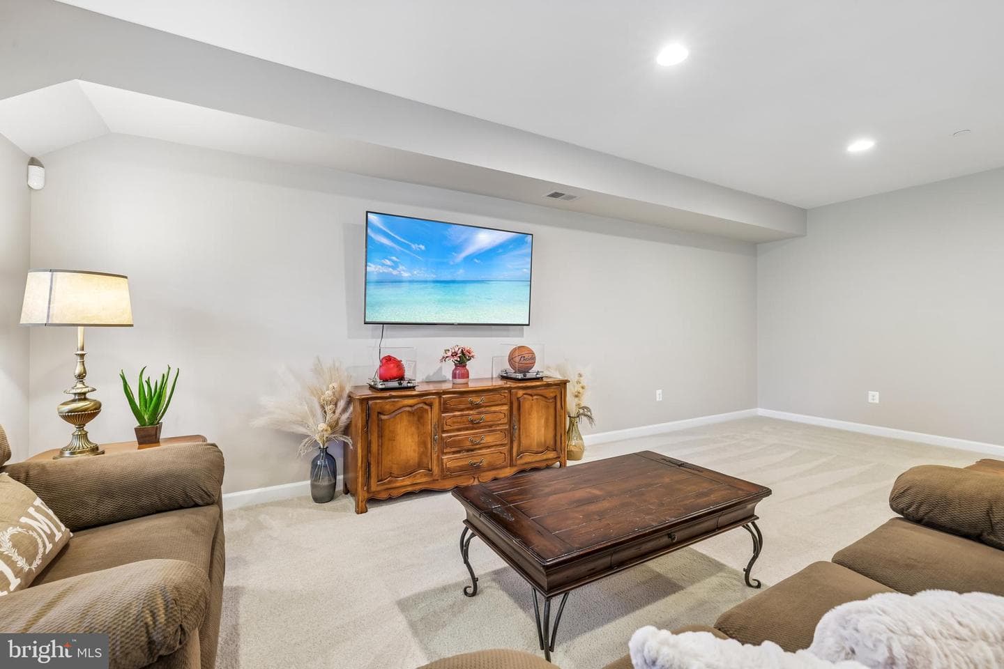 7825 Otterbein Way photo 39