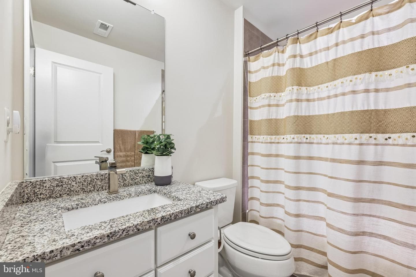 7825 Otterbein Way photo 44