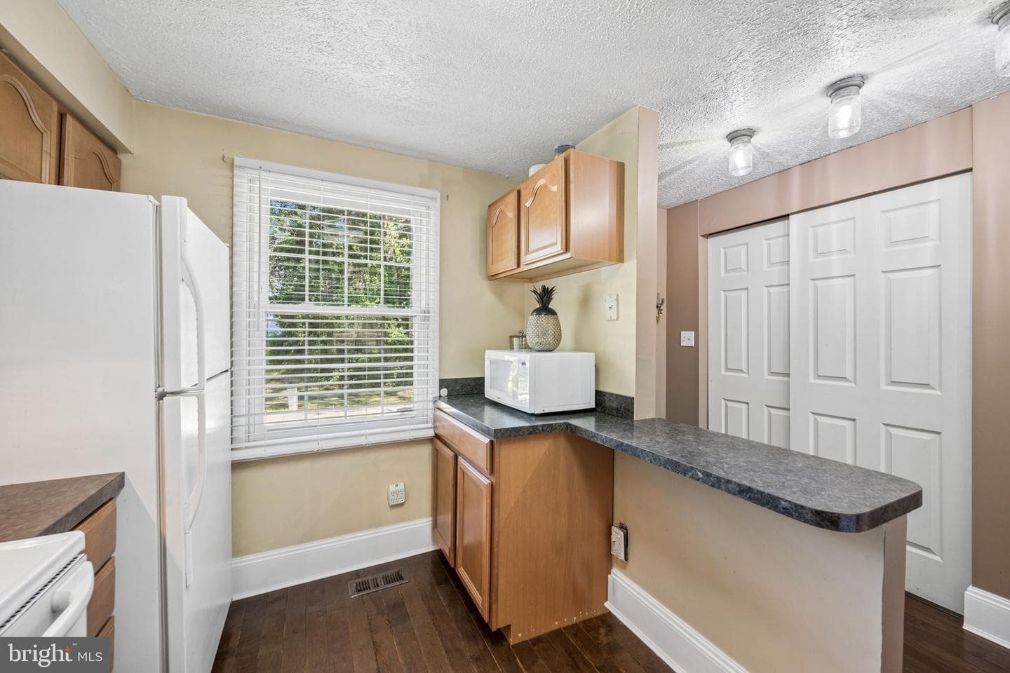 3636 Saltwood Glen photo 10