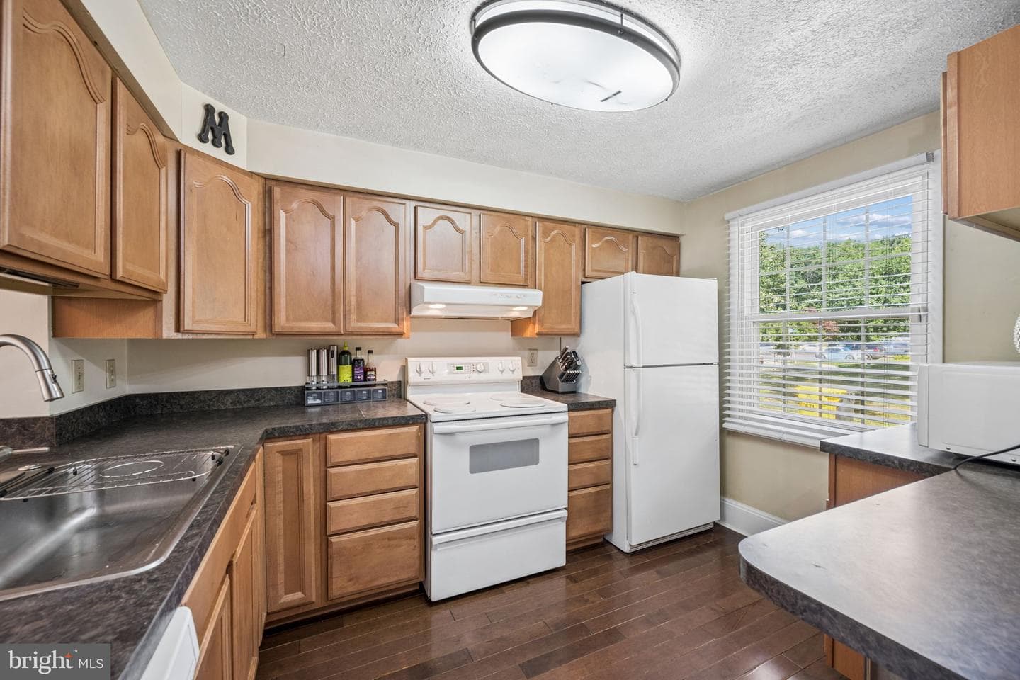 3636 Saltwood Glen photo 9