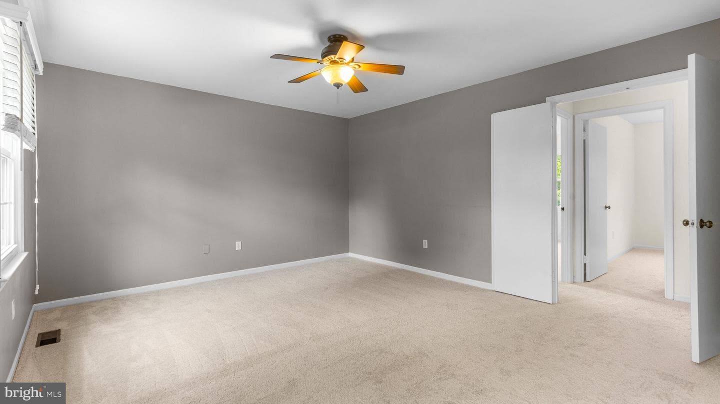 1728 Mayfair Place photo 26