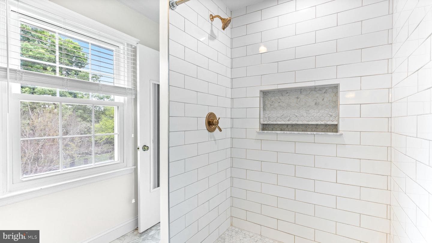 1728 Mayfair Place photo 30