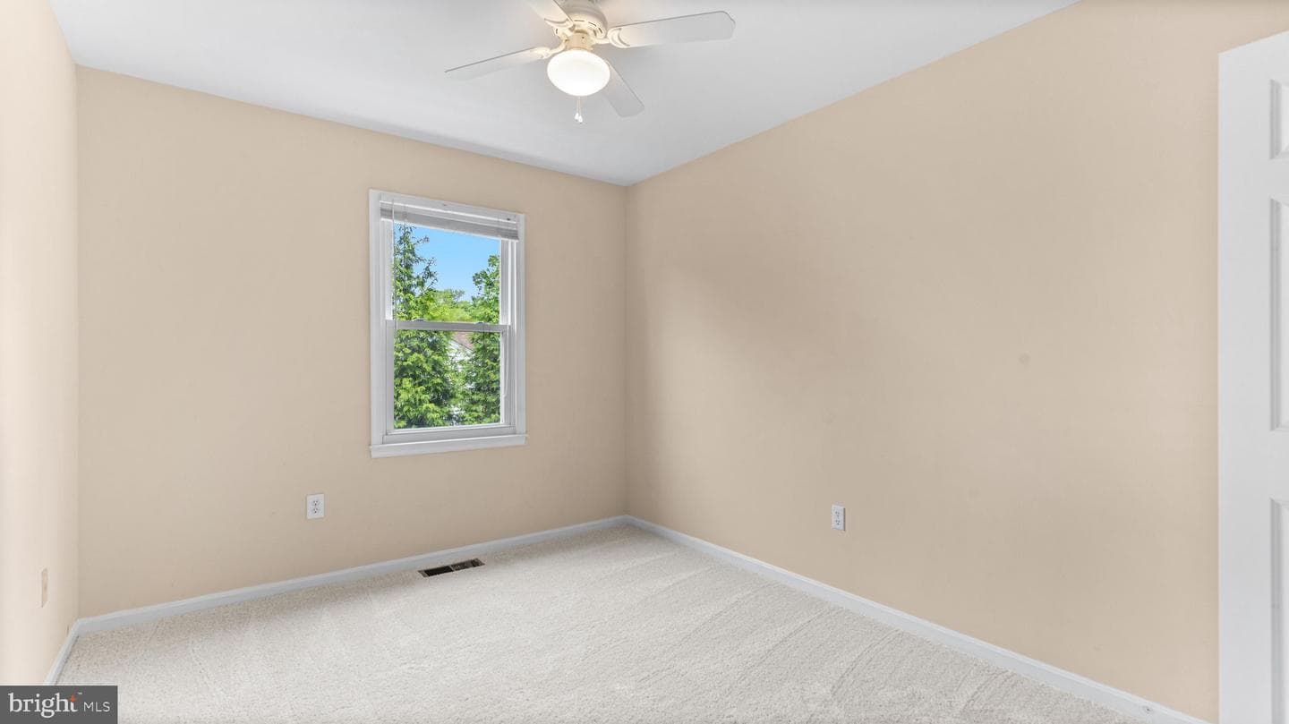 1728 Mayfair Place photo 33