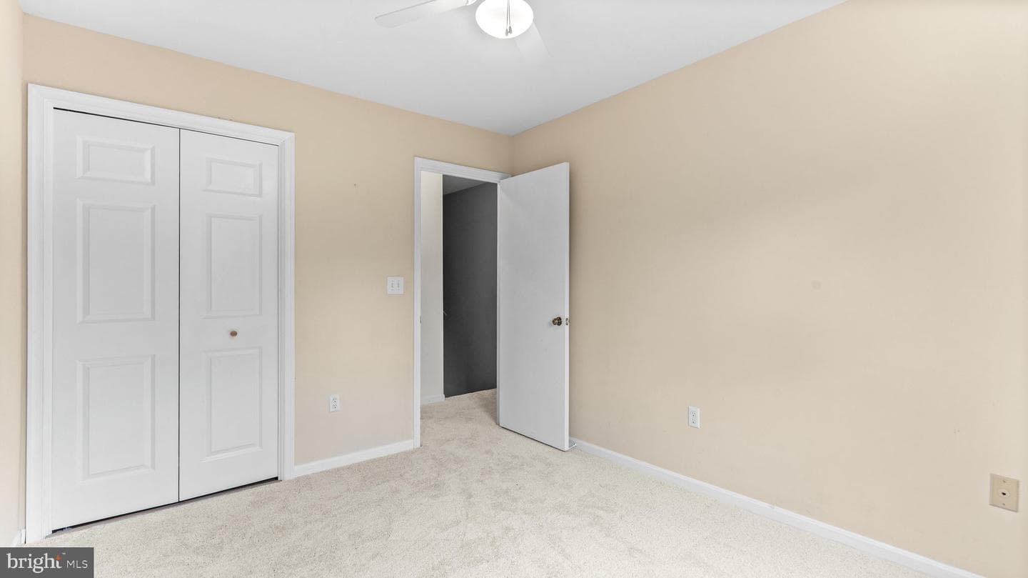 1728 Mayfair Place photo 34