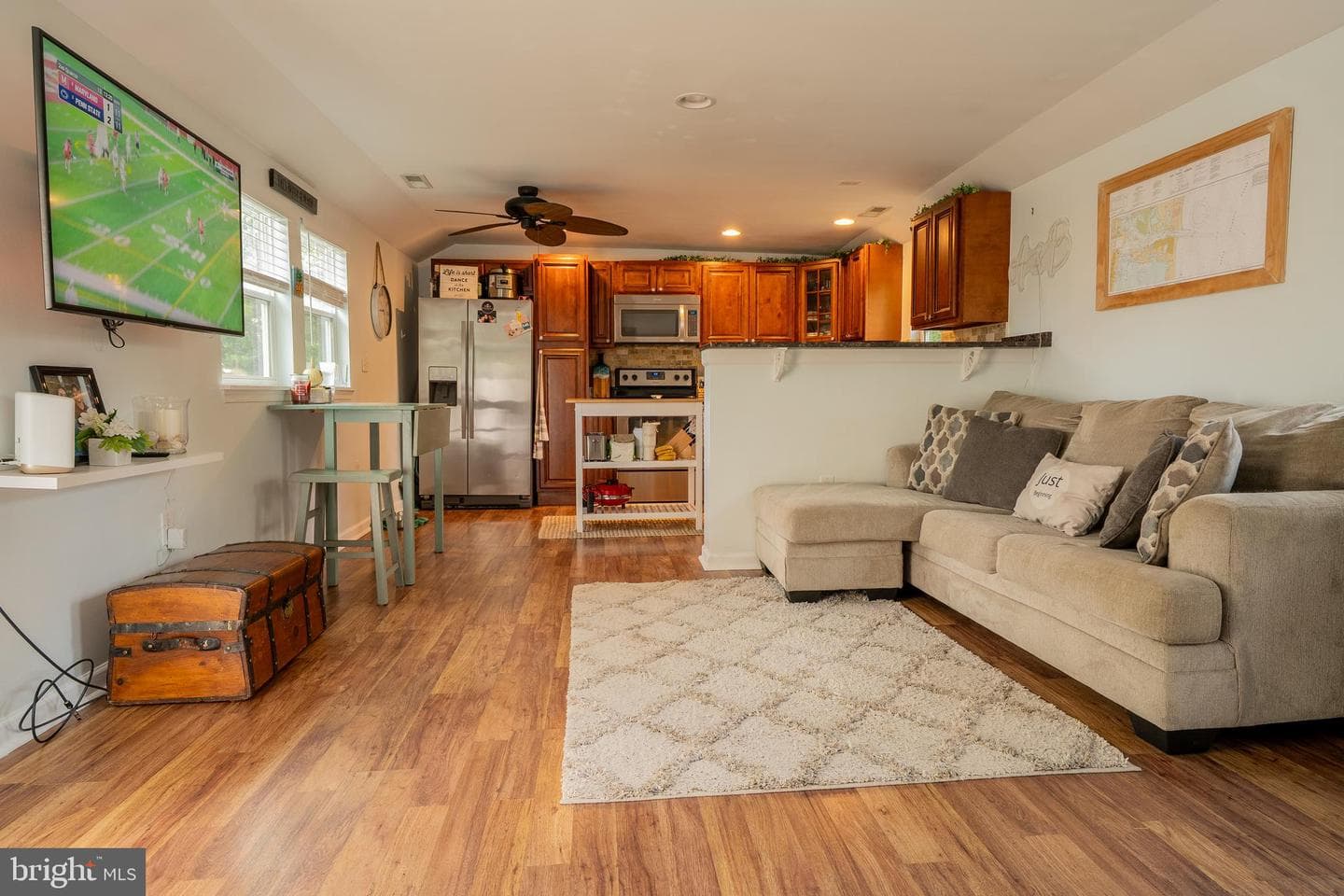 1816 Cremen Road photo 6