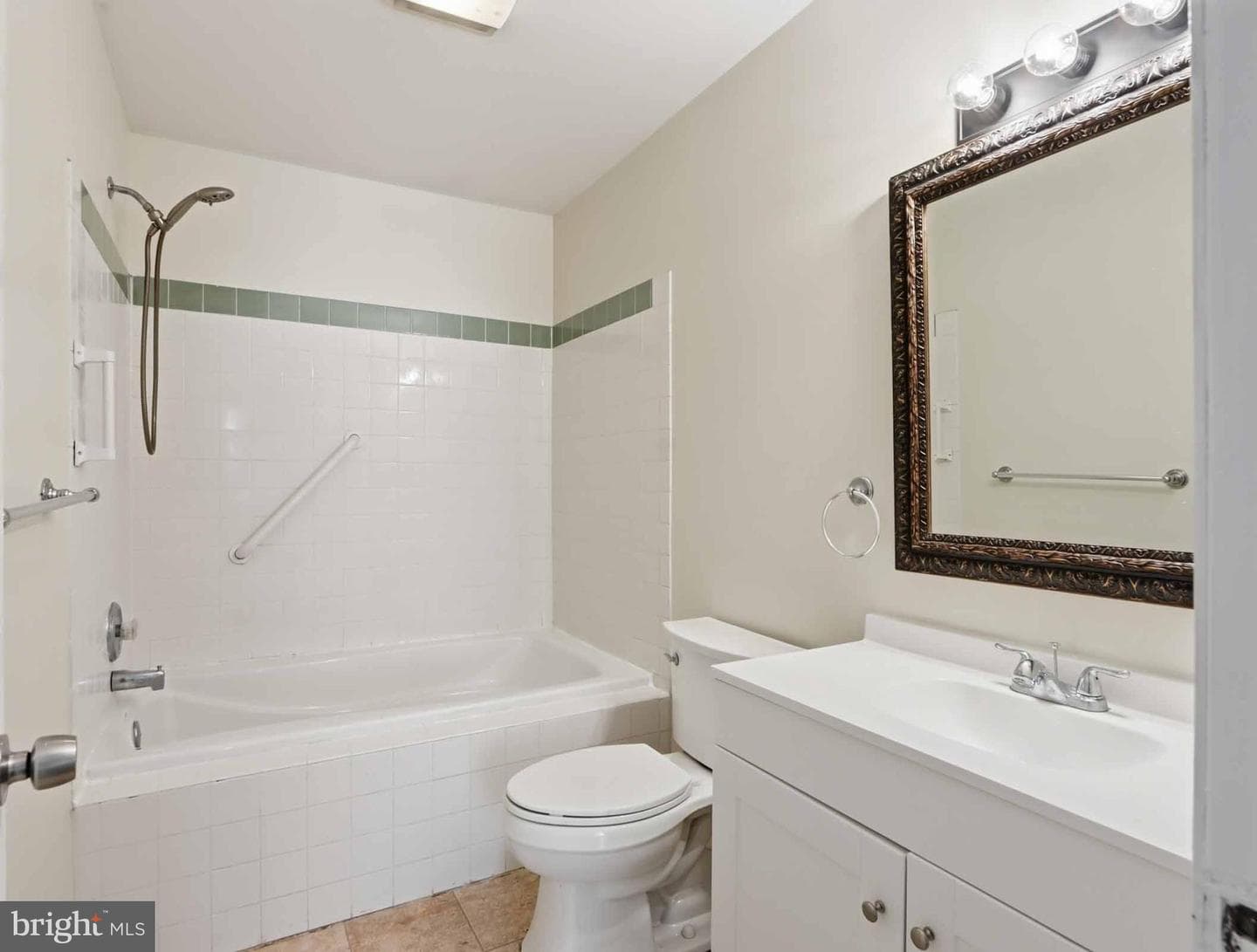 7712 West Road photo 10