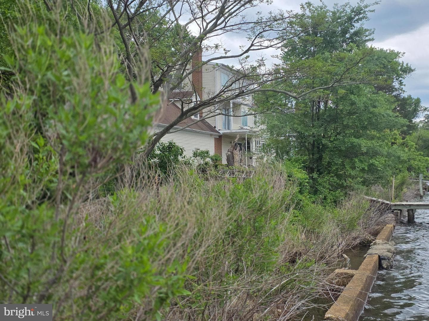 145 Edgewater Drive photo 40