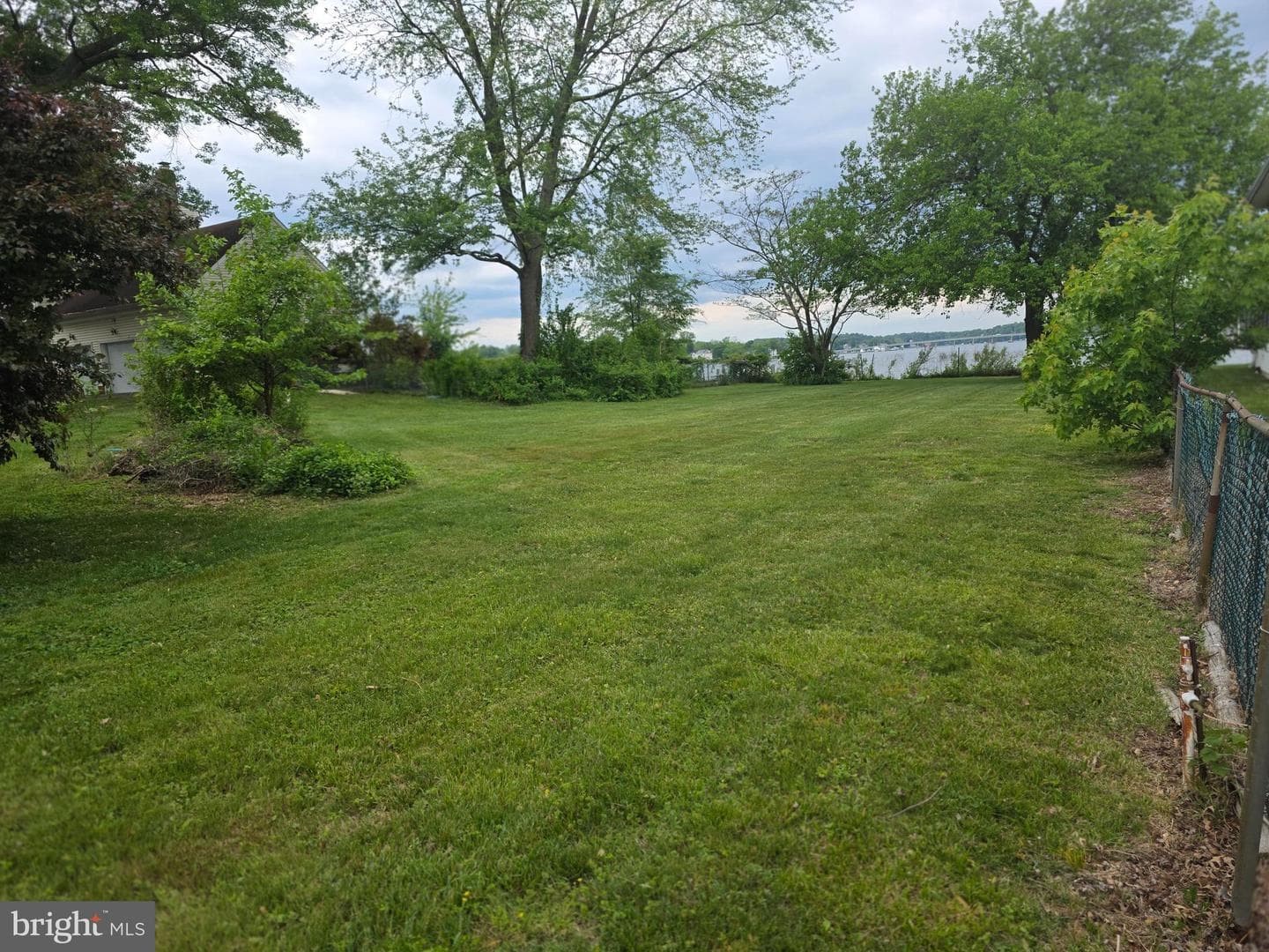 145 Edgewater Drive photo 51