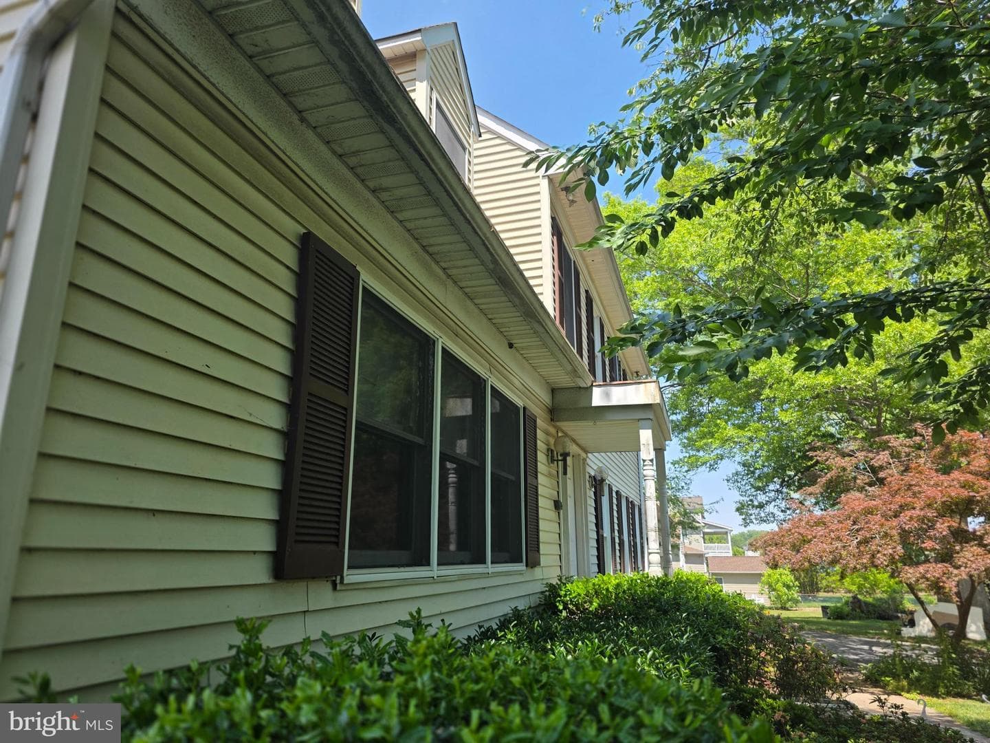 145 Edgewater Drive photo 55