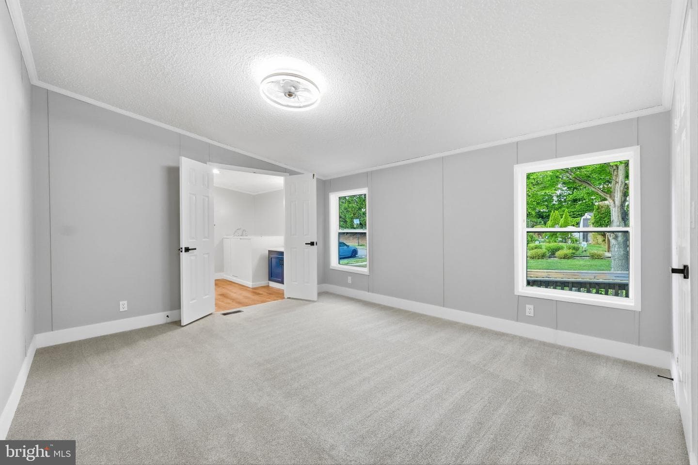 415 Dutch Drive photo 31
