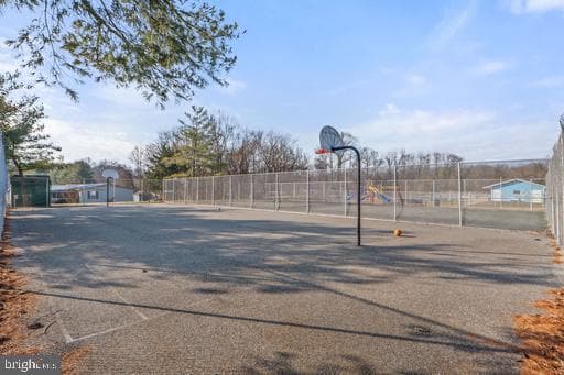 415 Dutch Drive photo 36