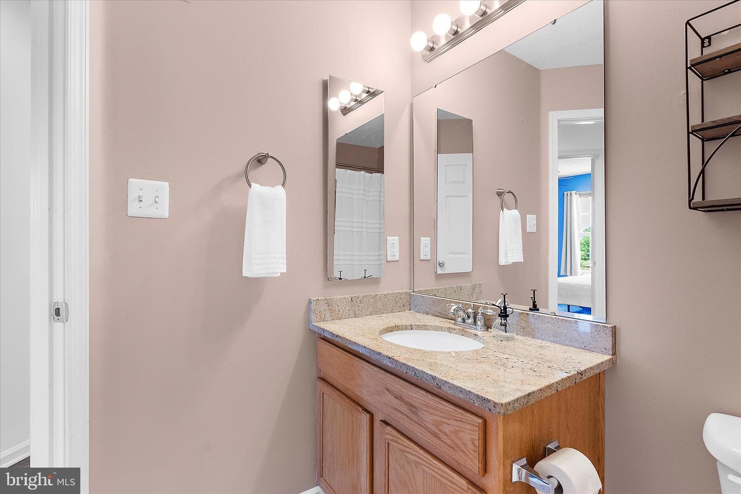 7214 Mockingbird Cir photo 31