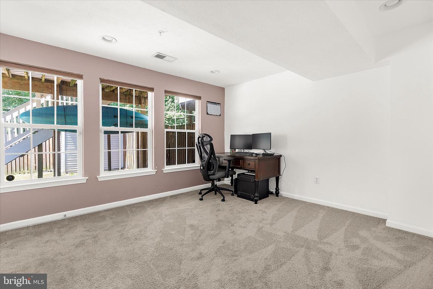7214 Mockingbird Cir photo 34