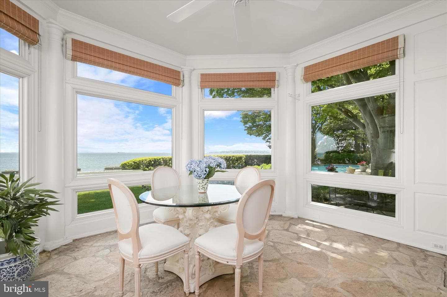 747 Bywater Road photo 33