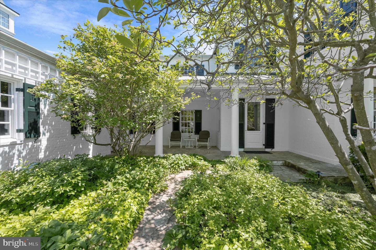 747 Bywater Road photo 6