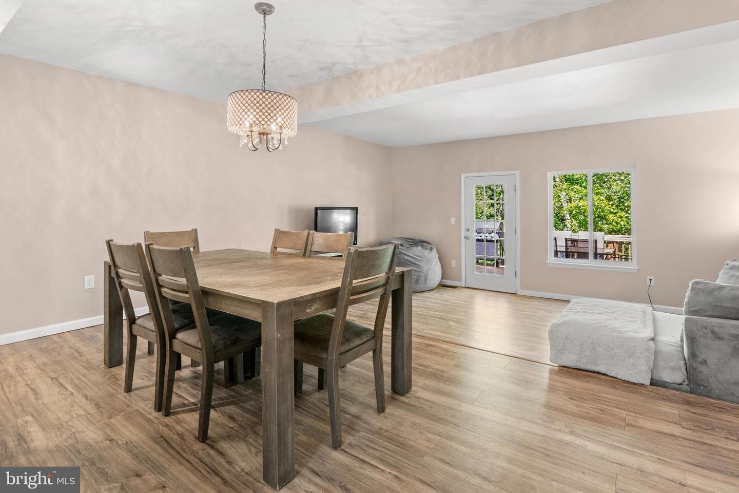 452 Knottwood Court photo 6
