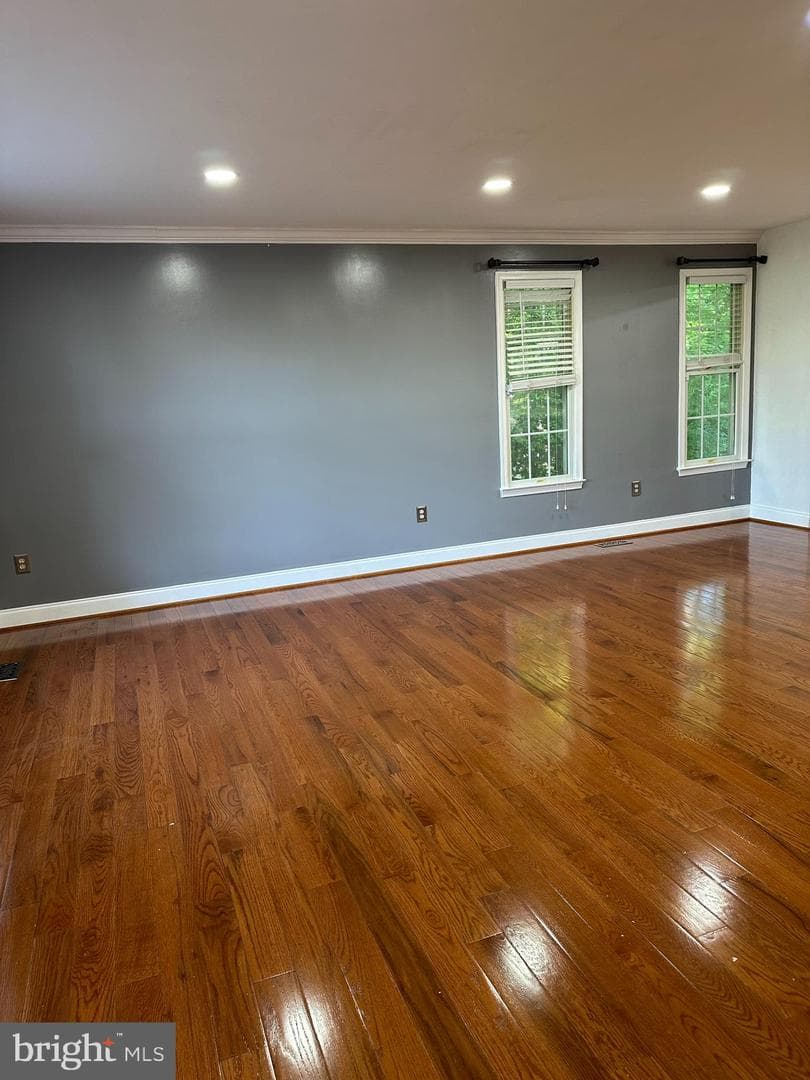 324 Jennings Road photo 3