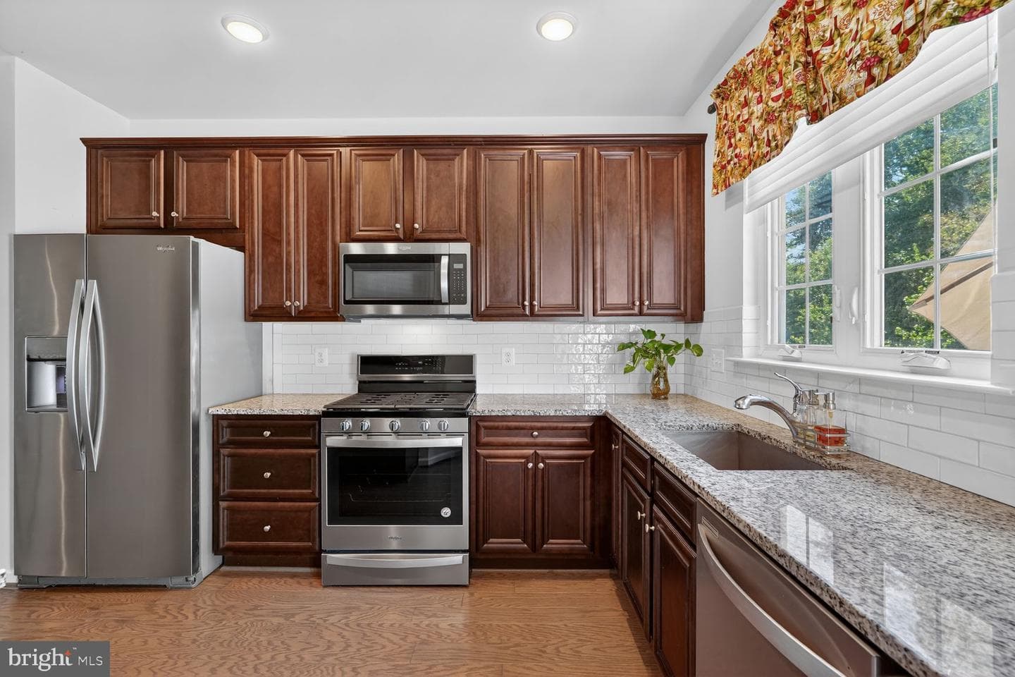 2914 Koens Court photo 6