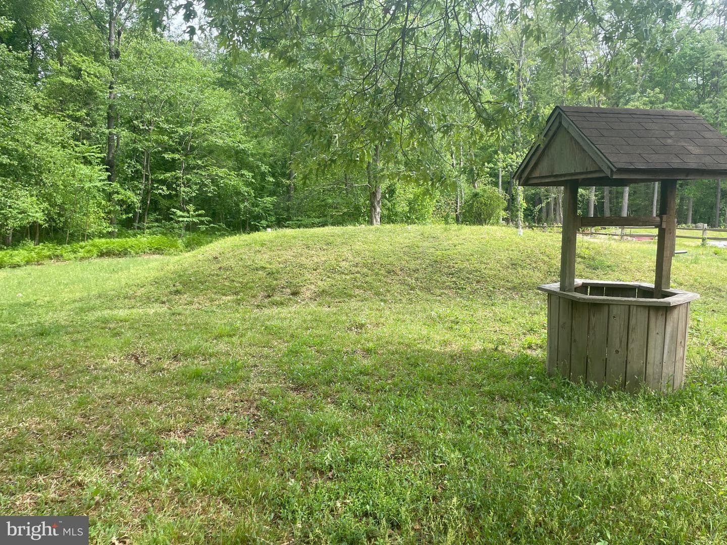 273 Severn Road photo 32